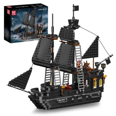 932Pcs Creative Movie Ship Toys The MOC Black Pearl Pirate Ship Building Block
