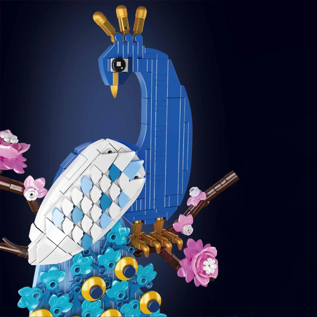 Mould King 10149 - 609pcsParrot Robin Peacock Hanging Picture Building Blocks - Image 5