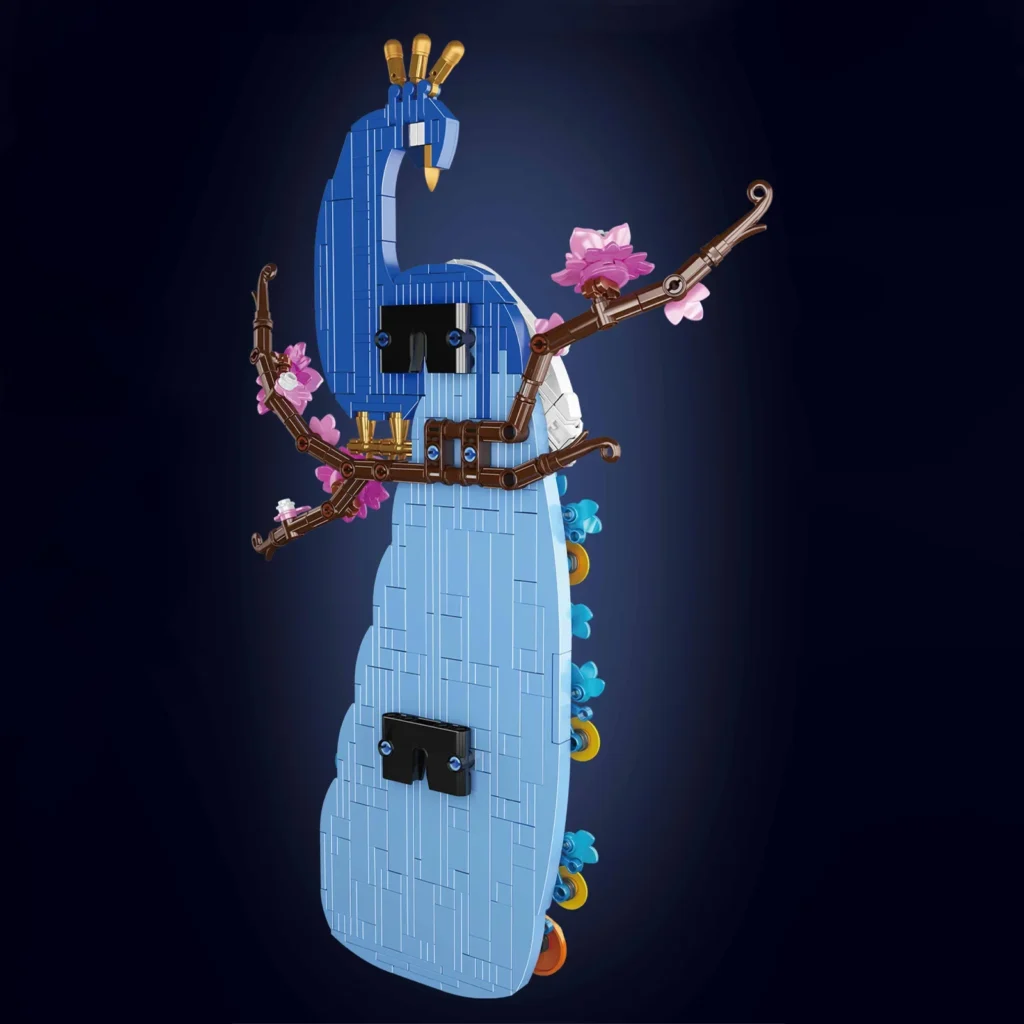 Mould King 10149 - 609pcsParrot Robin Peacock Hanging Picture Building Blocks - Image 4